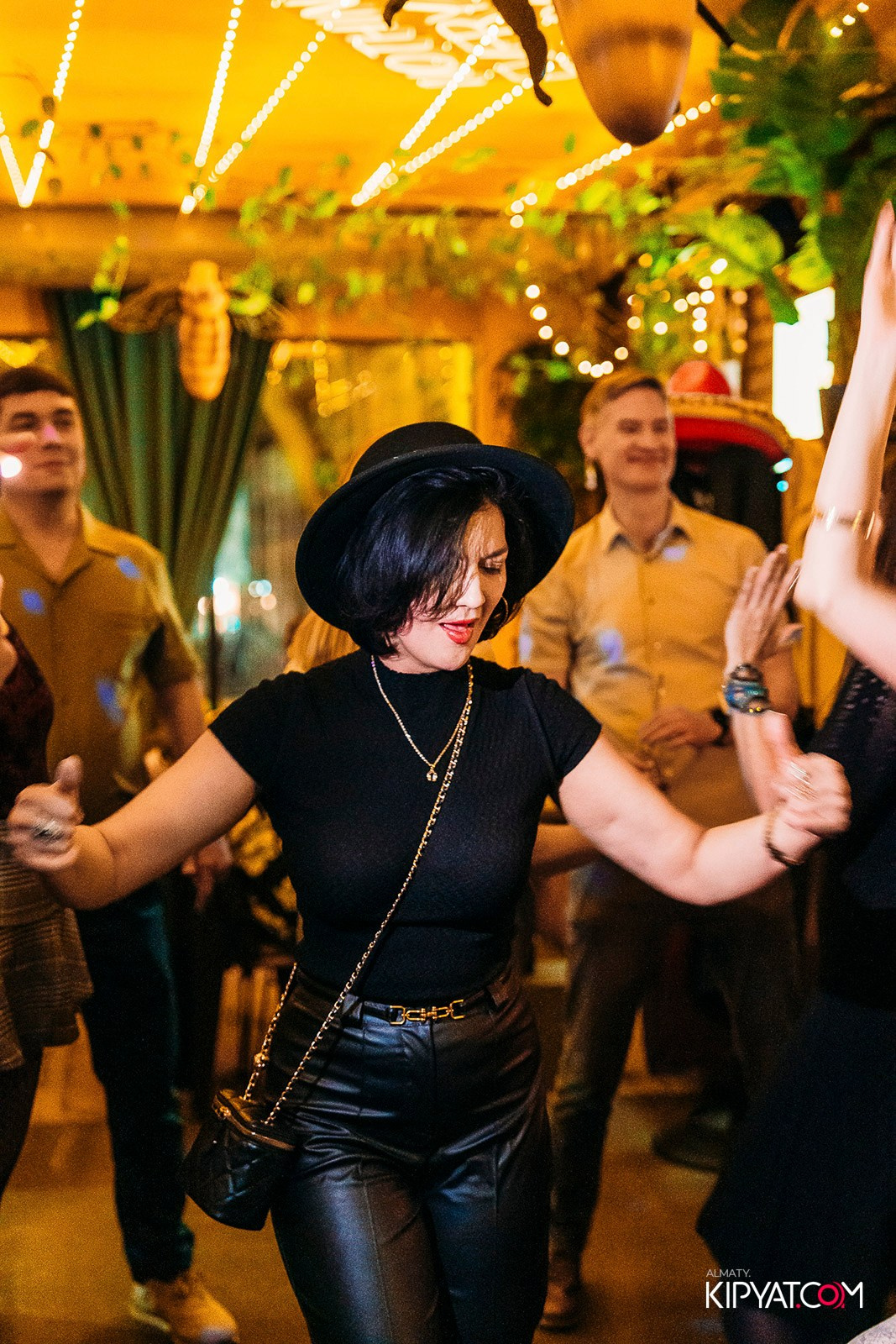 RE: SET. КИПЯТКОМ АЛМАТЫ!