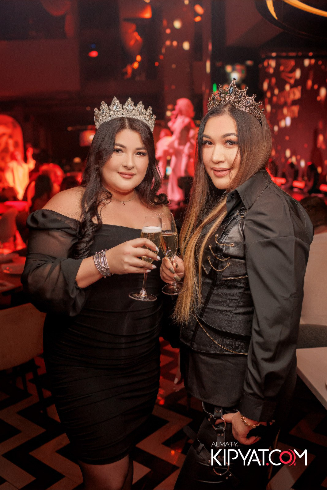 QUEEN. КИПЯТКОМ АЛМАТЫ!