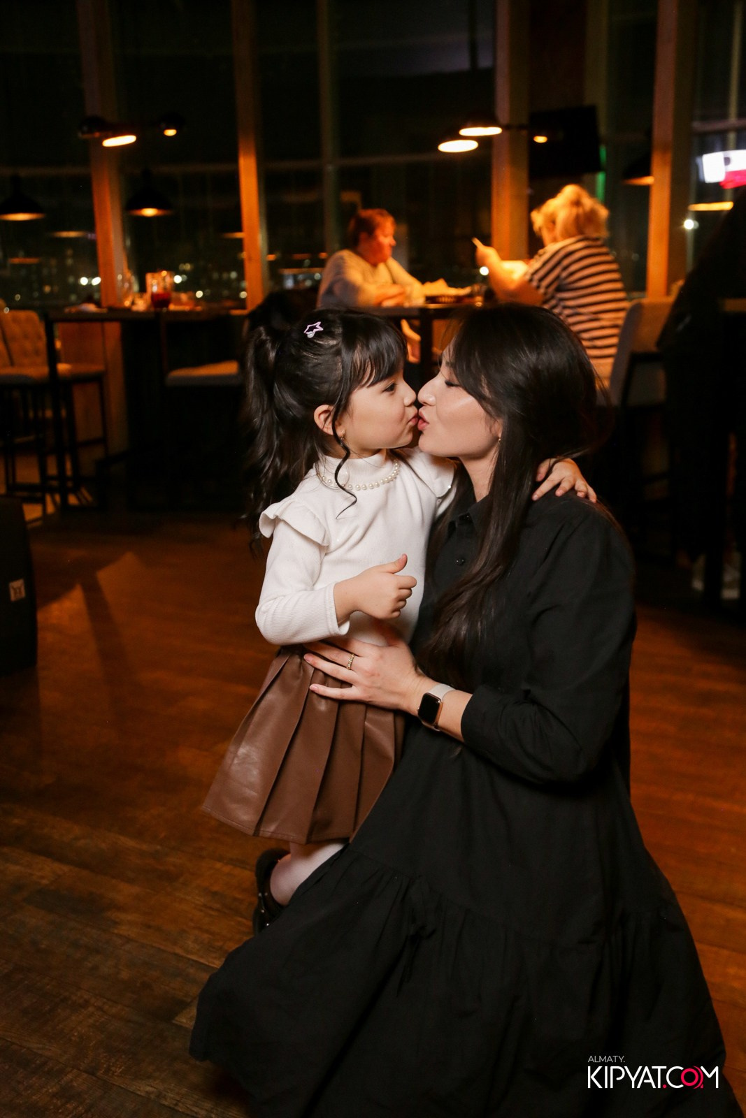 ПИНТА APORT MALL. КИПЯТКОМ АЛМАТЫ!