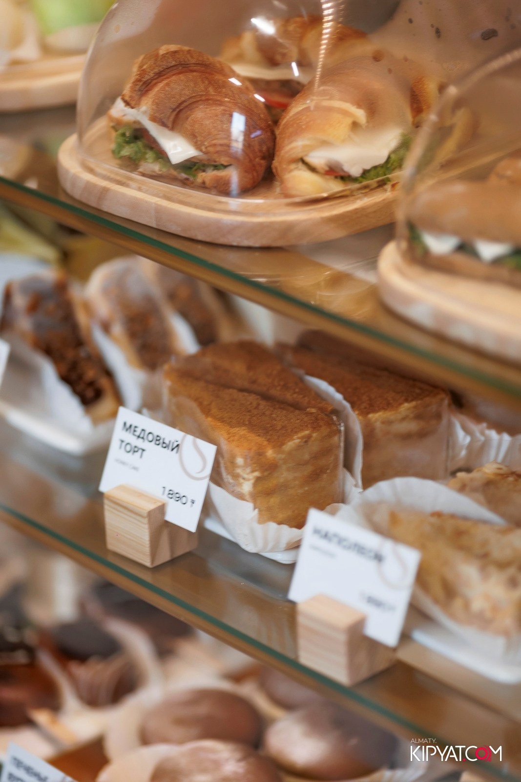 ОТКРЫТИЕ COFFEE SHAKE АСЫЛ ТАС. КИПЯТКОМ АЛМАТЫ!