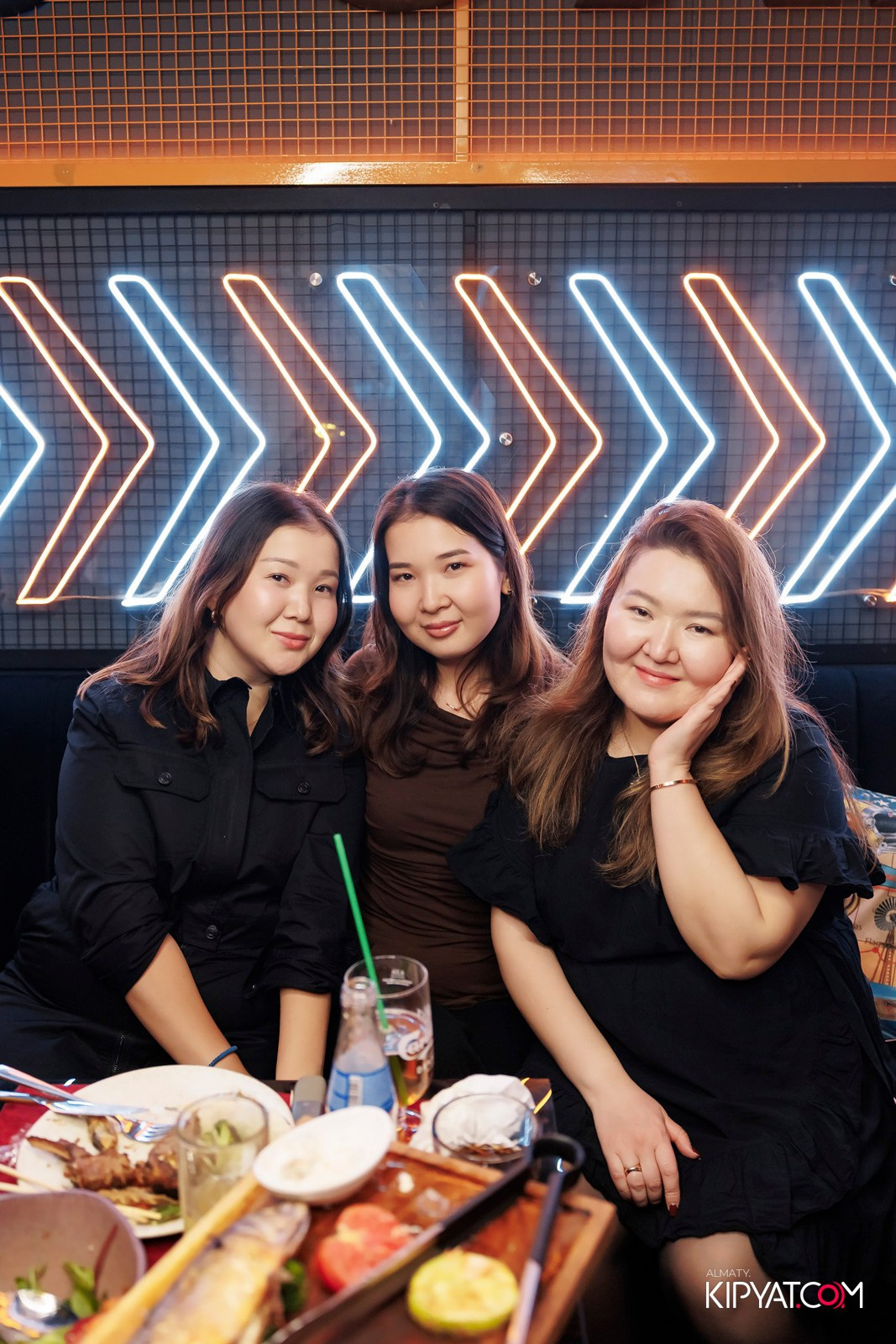 ЗАЯ, НА БИС. КИПЯТКОМ АЛМАТЫ!