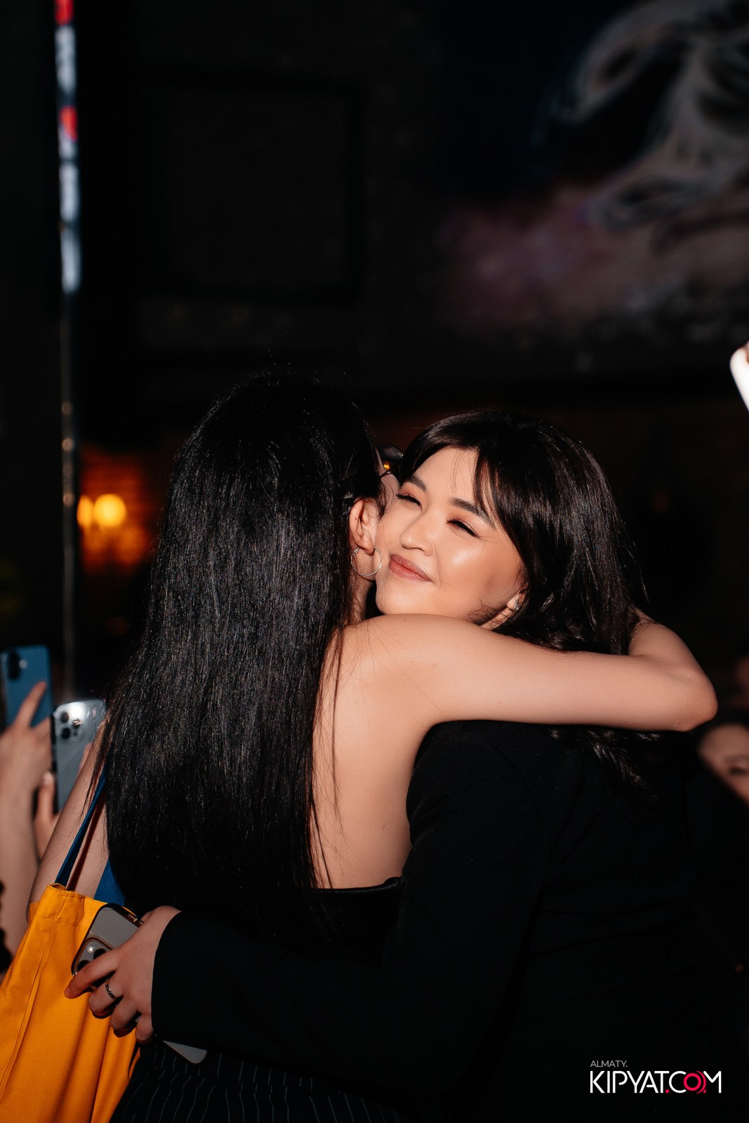 МУЗЫКАЛЬНОЕ ЛОТО В HIT RETRO. КИПЯТКОМ АЛМАТЫ!