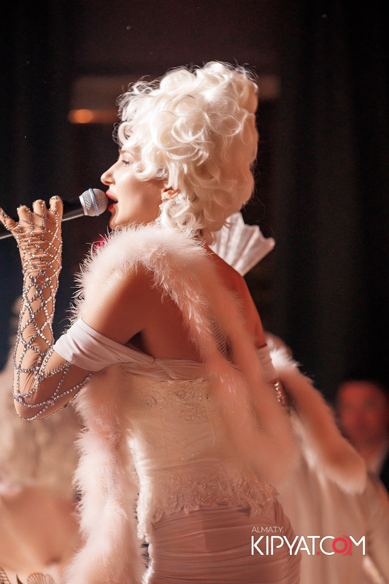 QUEST PISTOLS В РЕСТОРАНЕ NINO. КИПЯТКОМ АЛМАТЫ!