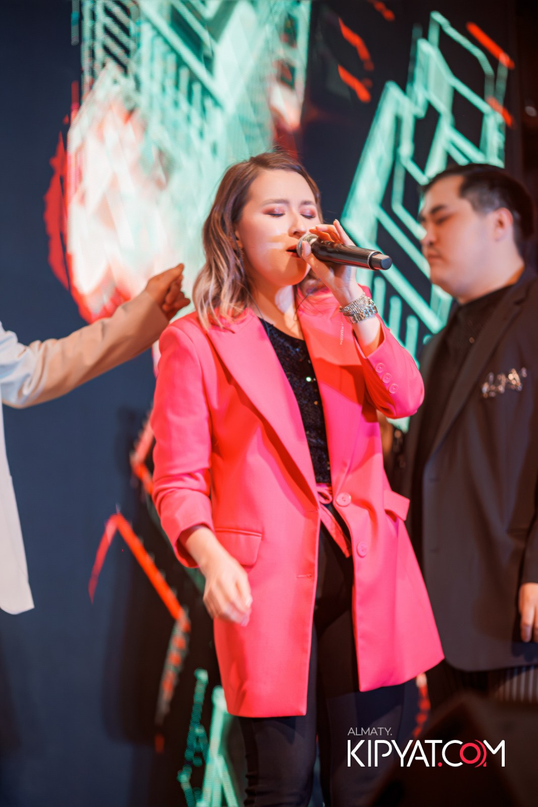 SANTA BARBARA — МЮЗИКЛ ДЖУЛИЯ. КИПЯТКОМ АЛМАТЫ!