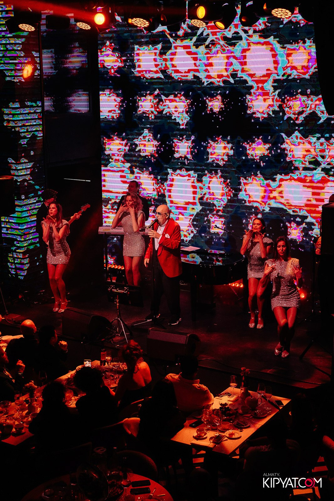 МИХАИЛ ШУФУТИНСКИЙ С СОЛЬНЫМ КОНЦЕРТОМ В QUEEN ALMATY. КИПЯТКОМ АЛМАТЫ!