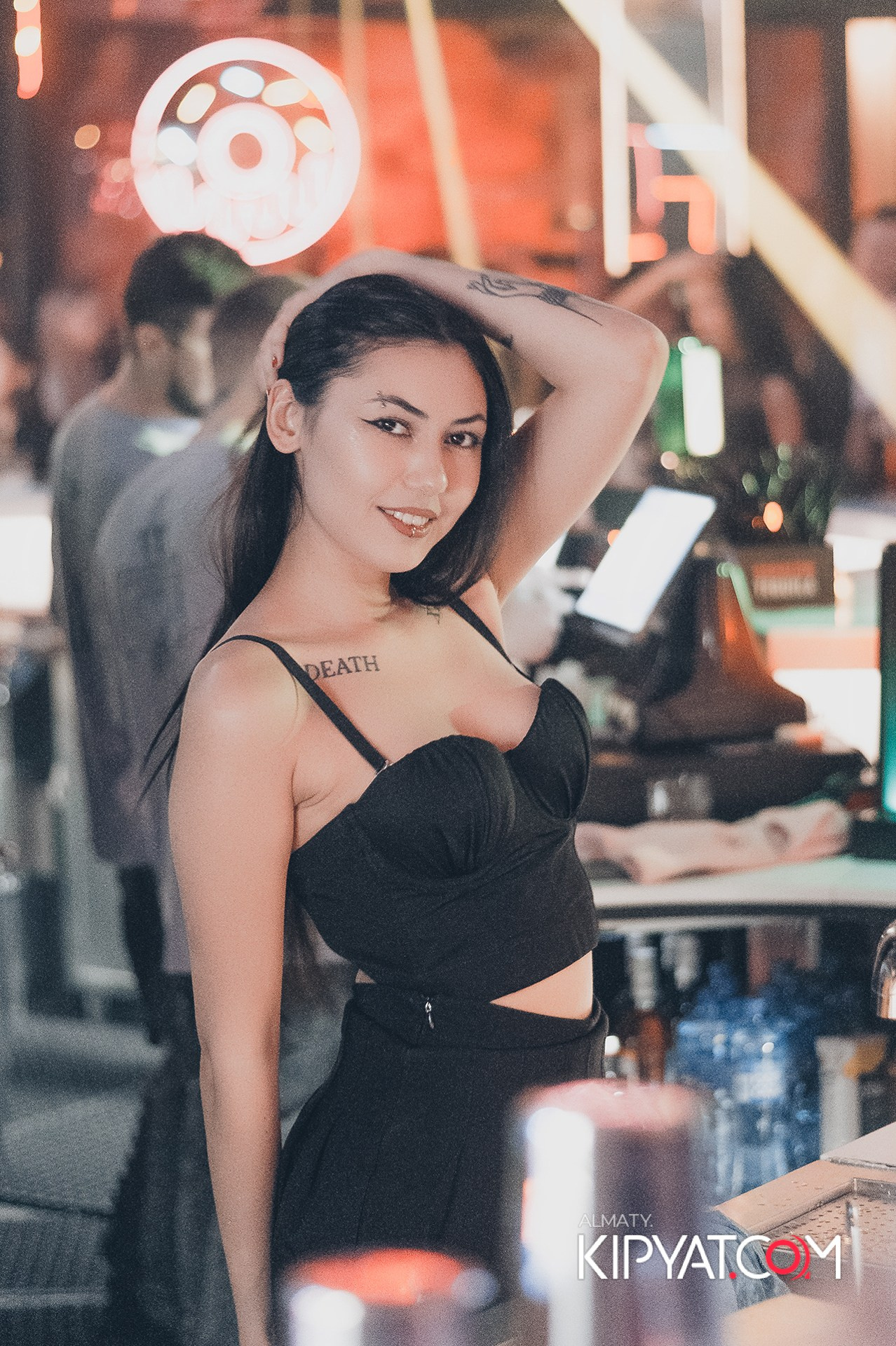 ВЫСТУПЛЕНИЕ ГРУППЫ ВИРУС SANTA BARBARA. КИПЯТКОМ АЛМАТЫ!