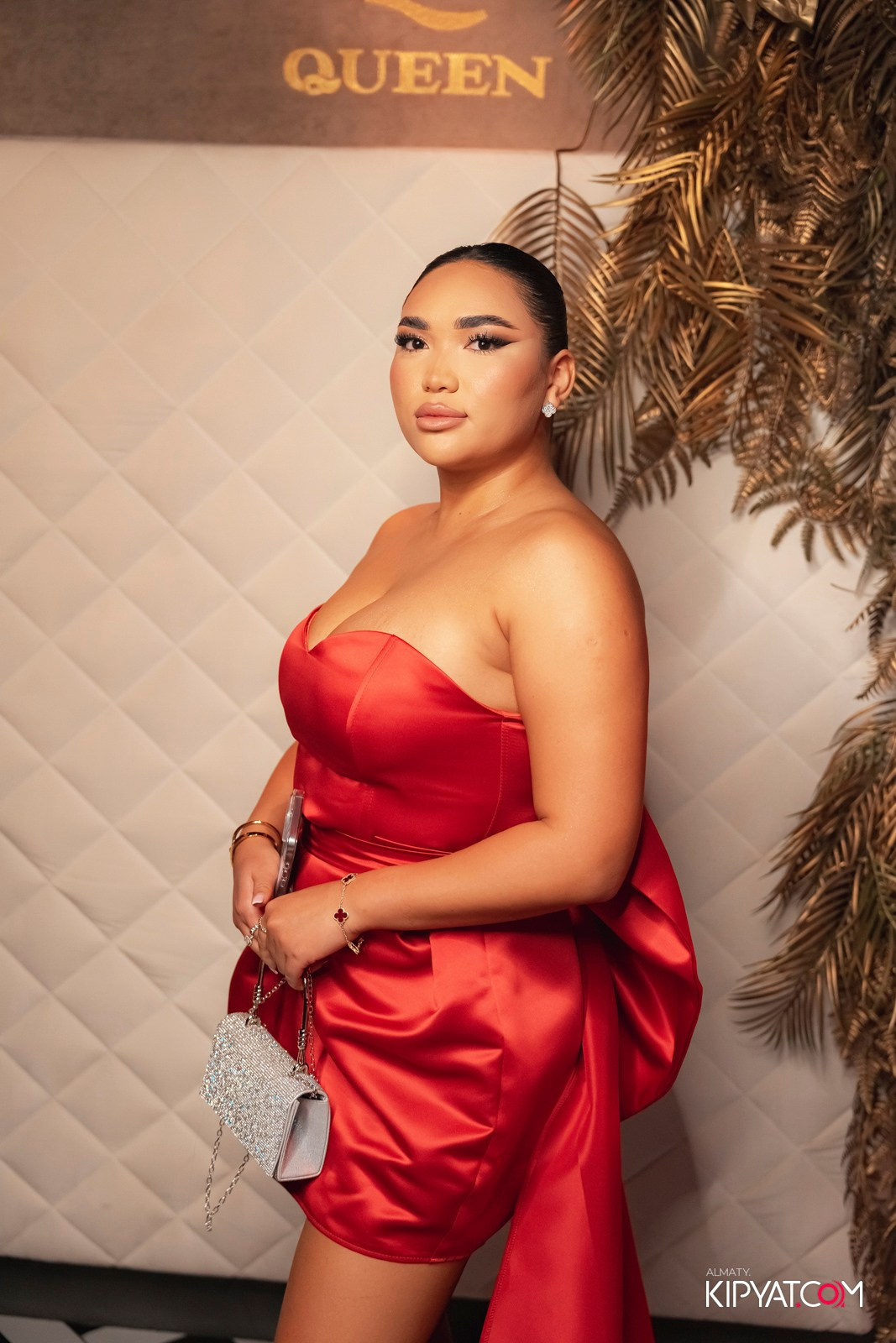 QUEEN. КИПЯТКОМ АЛМАТЫ!