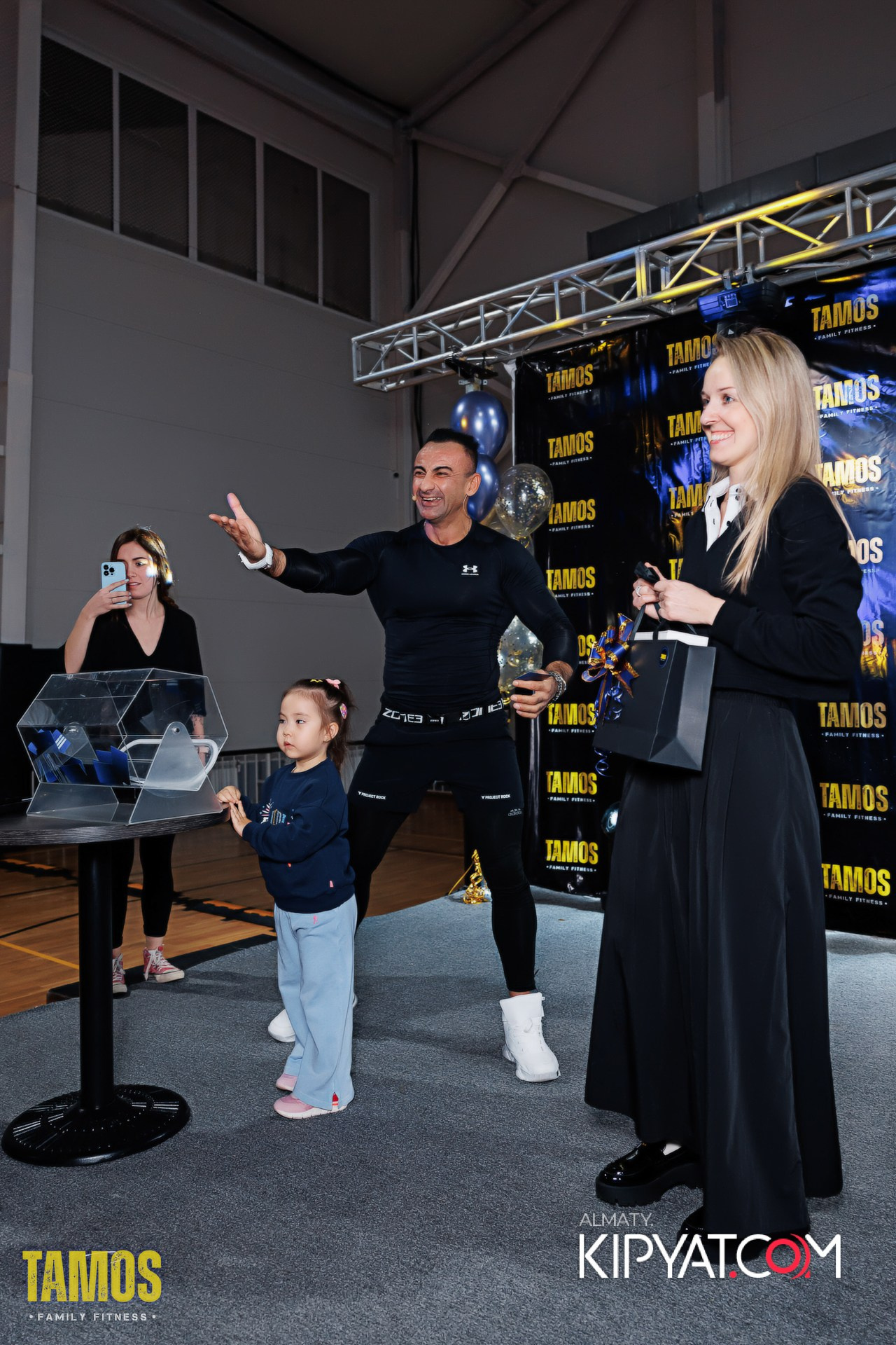 РОЗЫГРЫШ ПРИЗОВ ОТ TAMOS FAMILY FITNESS. КИПЯТКОМ АЛМАТЫ!