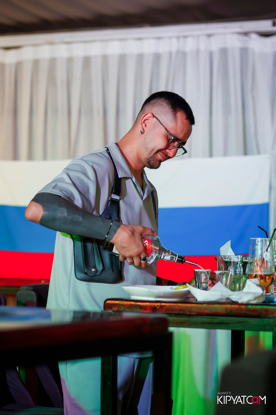 STAUT BAR. КИПЯТКОМ АЛМАТЫ! Фотосъемка мероприятий в Алматы