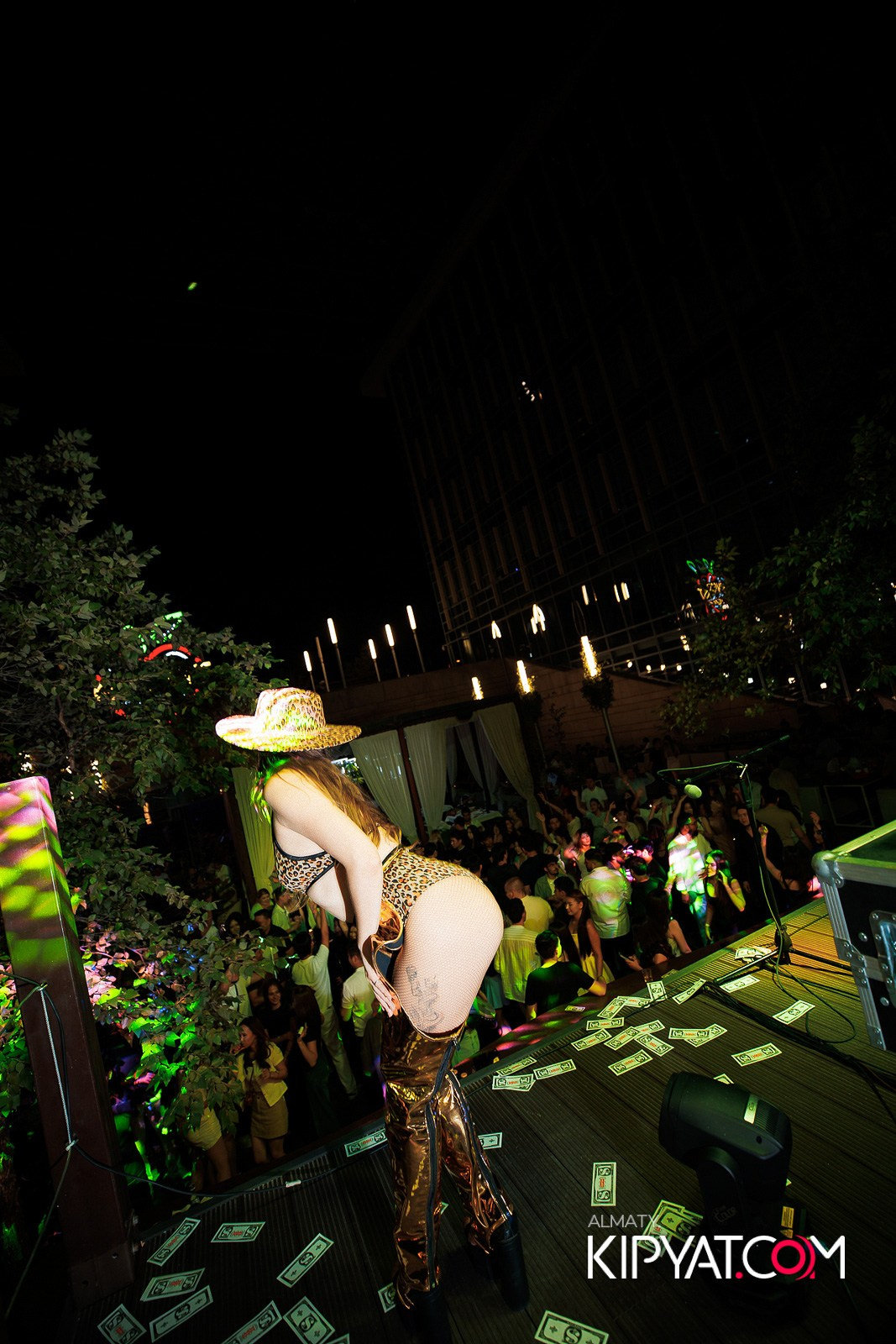 EVENT BAR. КИПЯТКОМ АЛМАТЫ!