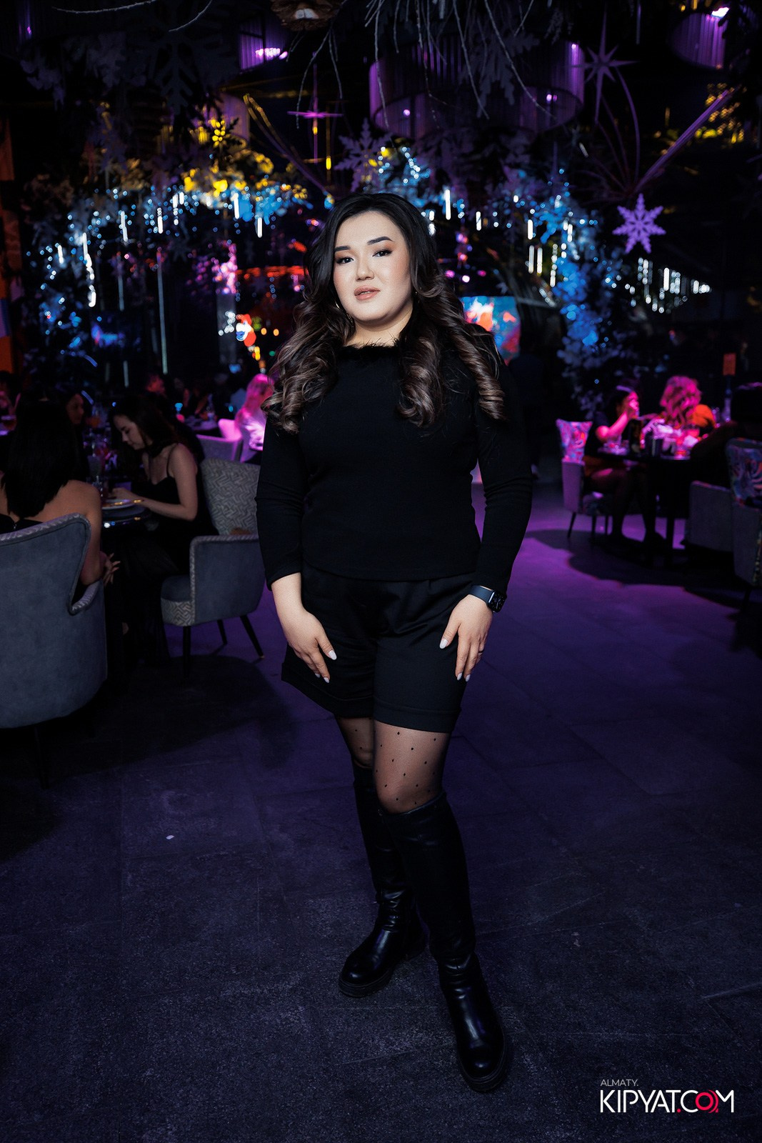 FRIENDS BAR & TERRACE. КИПЯТКОМ АЛМАТЫ!