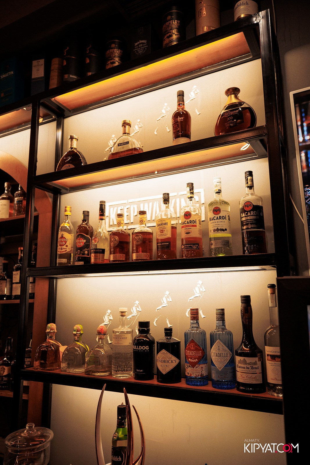 LAUREATE KARAOKE HALL. КИПЯТКОМ АЛМАТЫ!