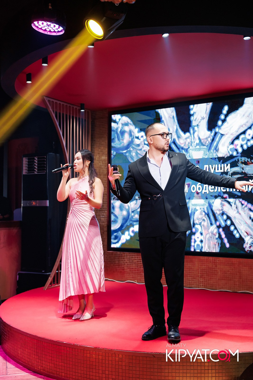 ЗАЯ, НА БИС. КИПЯТКОМ АЛМАТЫ!