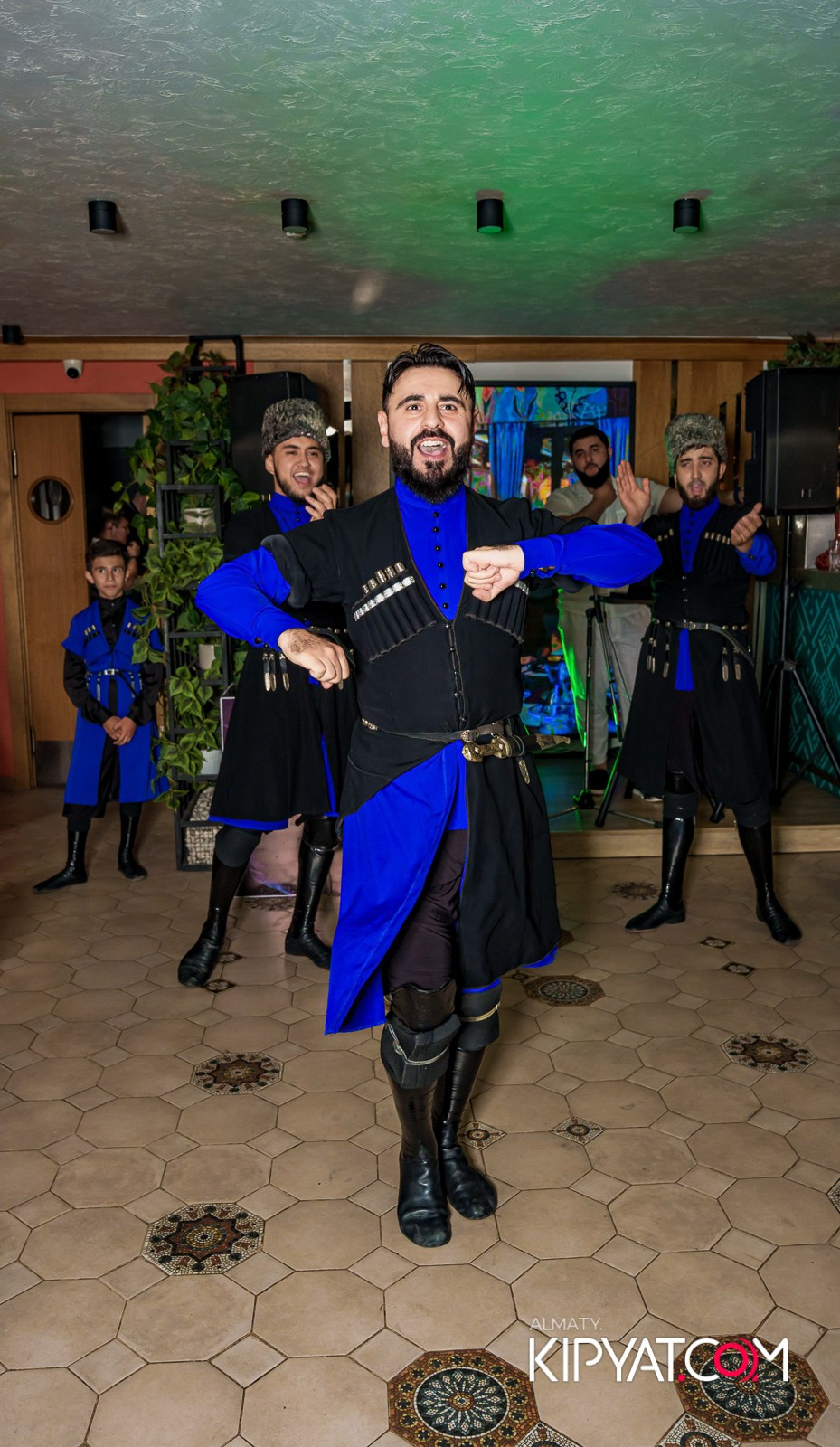 MODI RESTORANCHIK. КИПЯТКОМ АЛМАТЫ!