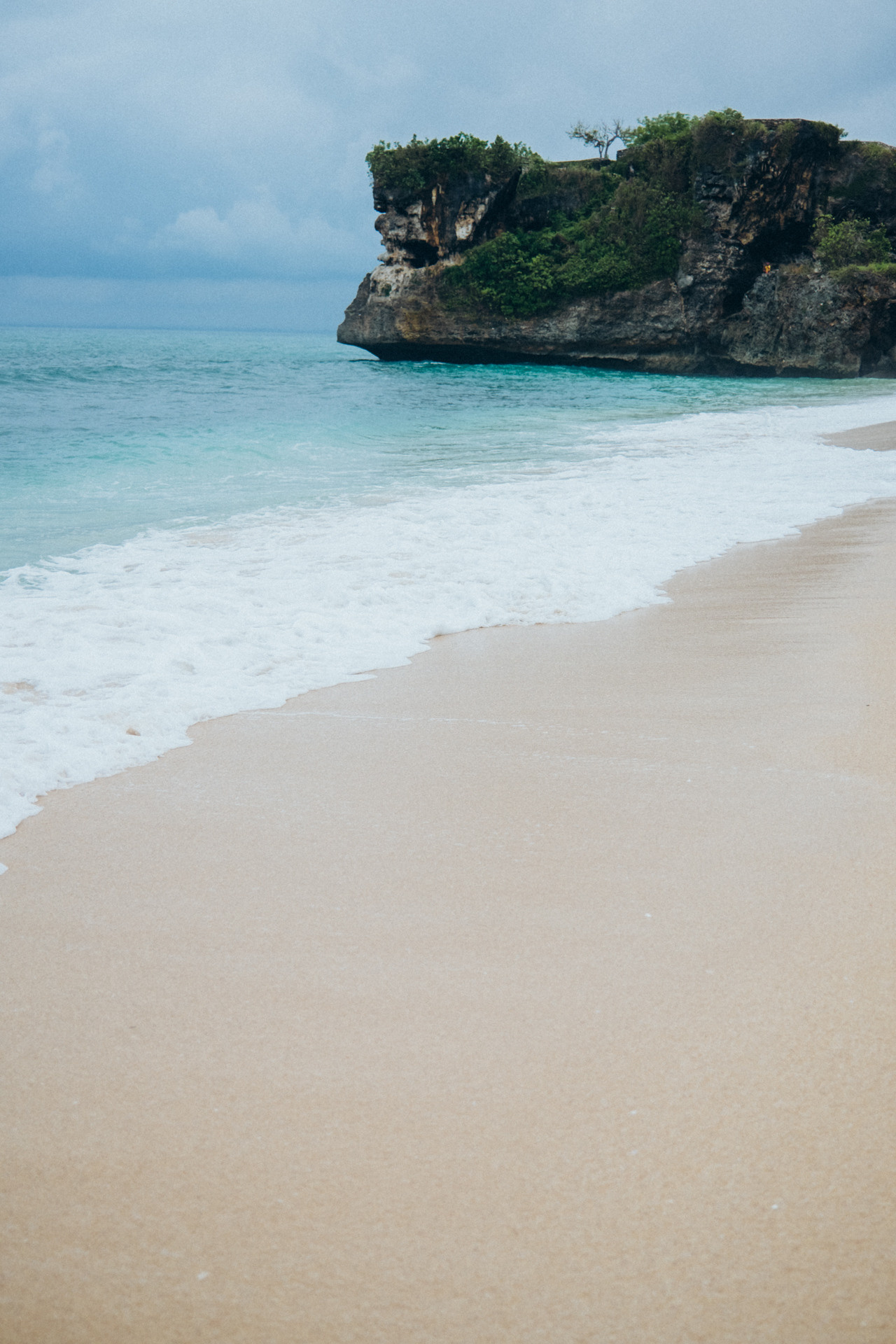 Julia and Ricard Wedding in Bali. Photographer Bali