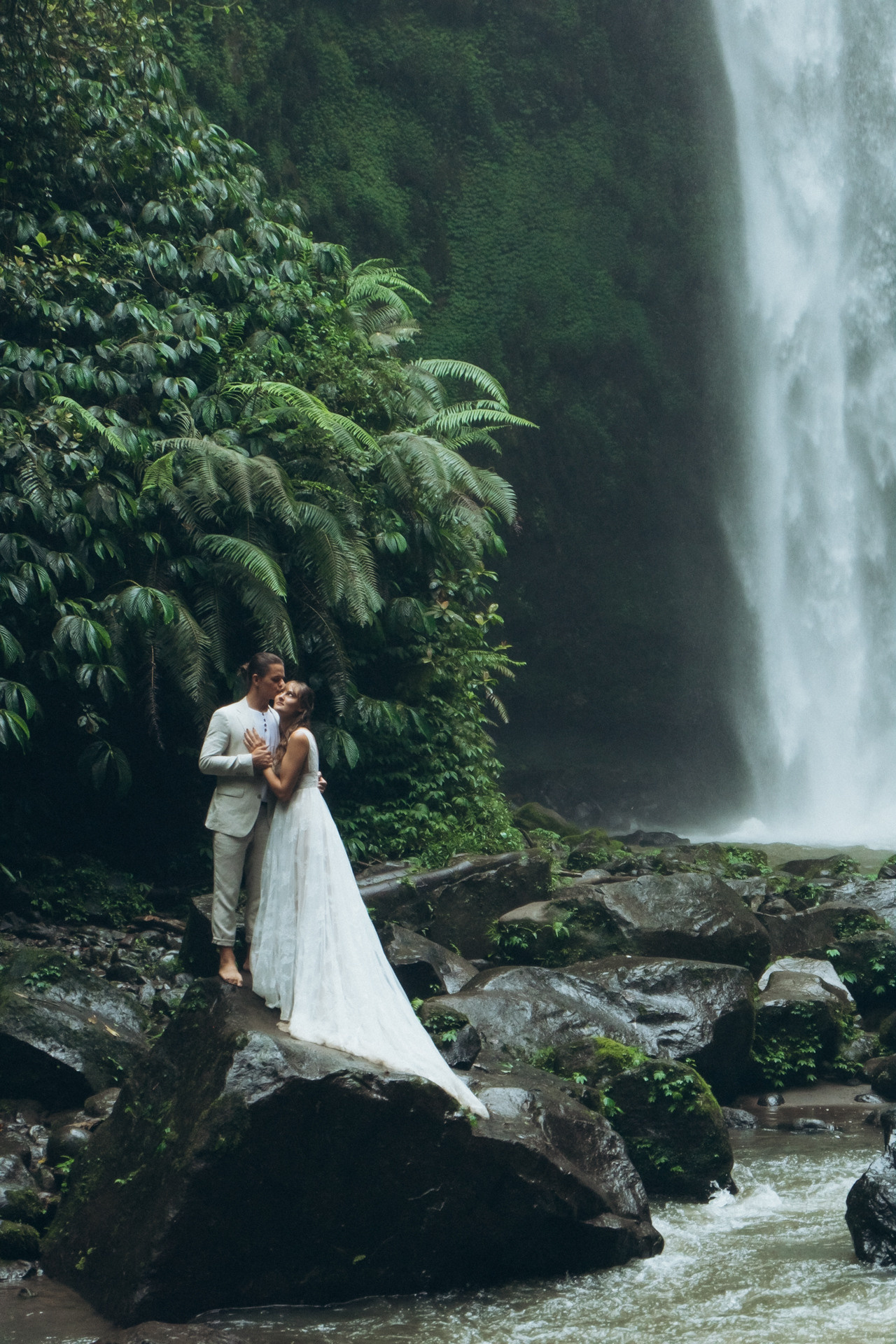 Julia and Ricard Wedding in Bali. Photographer Bali