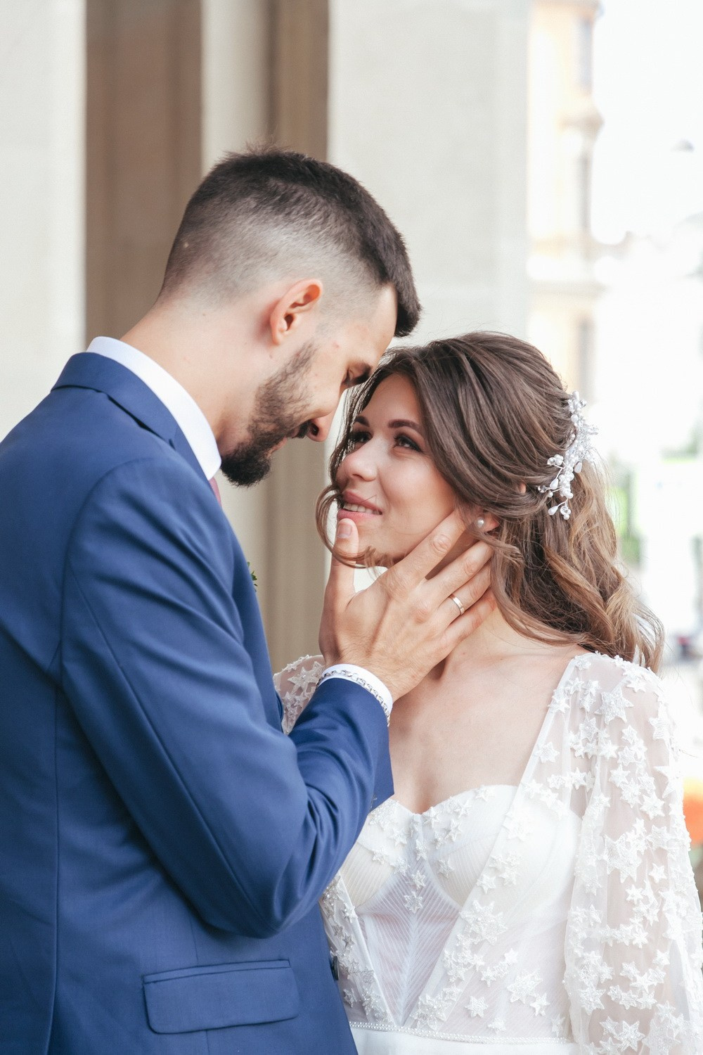 Свадебная фотопрогулка по СПб. Фотограф крещение венчание в Петербурге! Помогает подобрать храм и посоветовал душевного батюшку в СПб