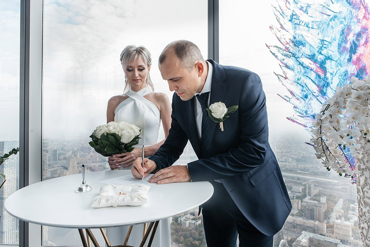 Регистрация и прогулка в Сити. Фотограф Анна Анисимова. Свадьбы, портреты, творческий репортаж