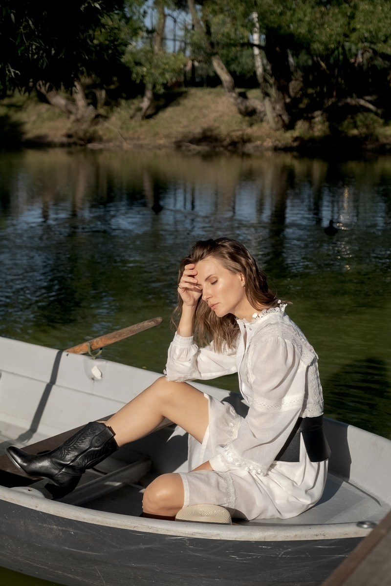 DEA (обувь). Эротико-драматический фотограф Маруся Скоробогатова