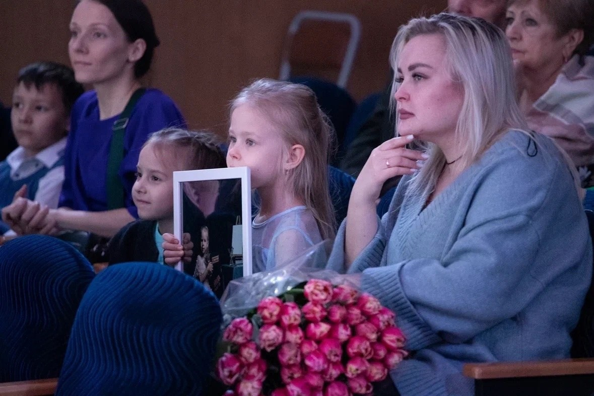 Выставка «Папа, я тебя жду!», открытие в г. Аксай. Фотограф Наталия Шляпина в Ростове-на-Дону