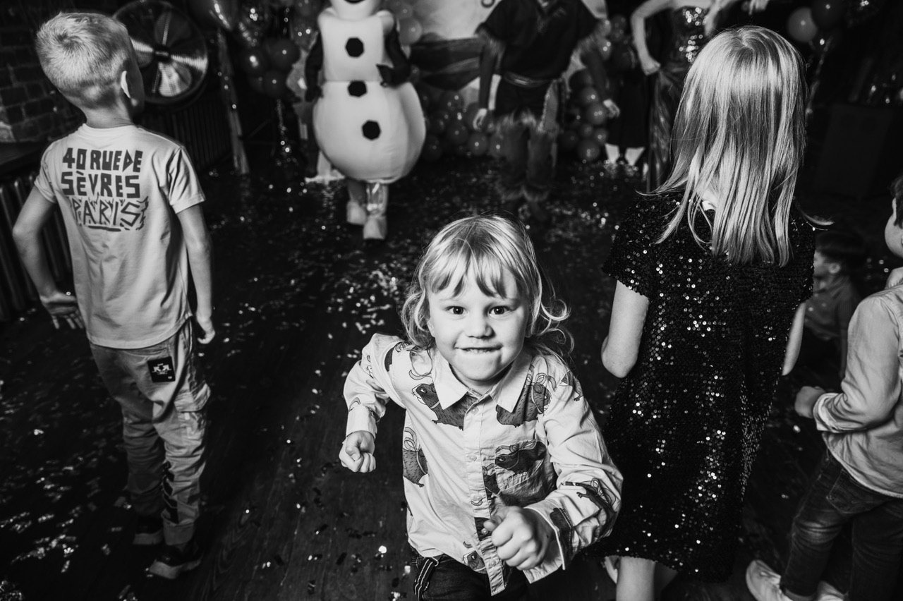 О съемке на детских праздниках. Свадебный фотограф в Санкт-Петербурге Илья Михеев