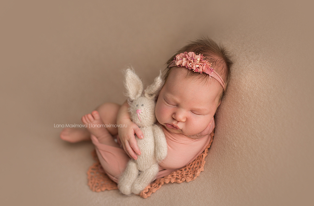 Фотосессия новорождённого. Фотограф новорождённых малышей и детский фотограф В Казани Лана Максим
