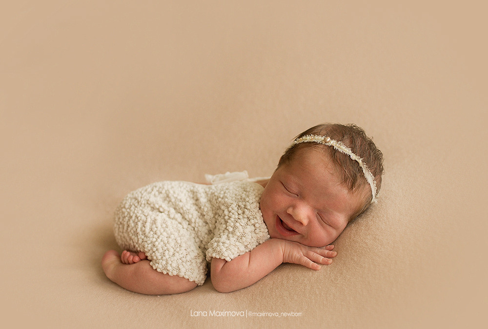 Фотосессия новорождённого. Фотограф новорождённых малышей и детский фотограф В Казани Лана Максим
