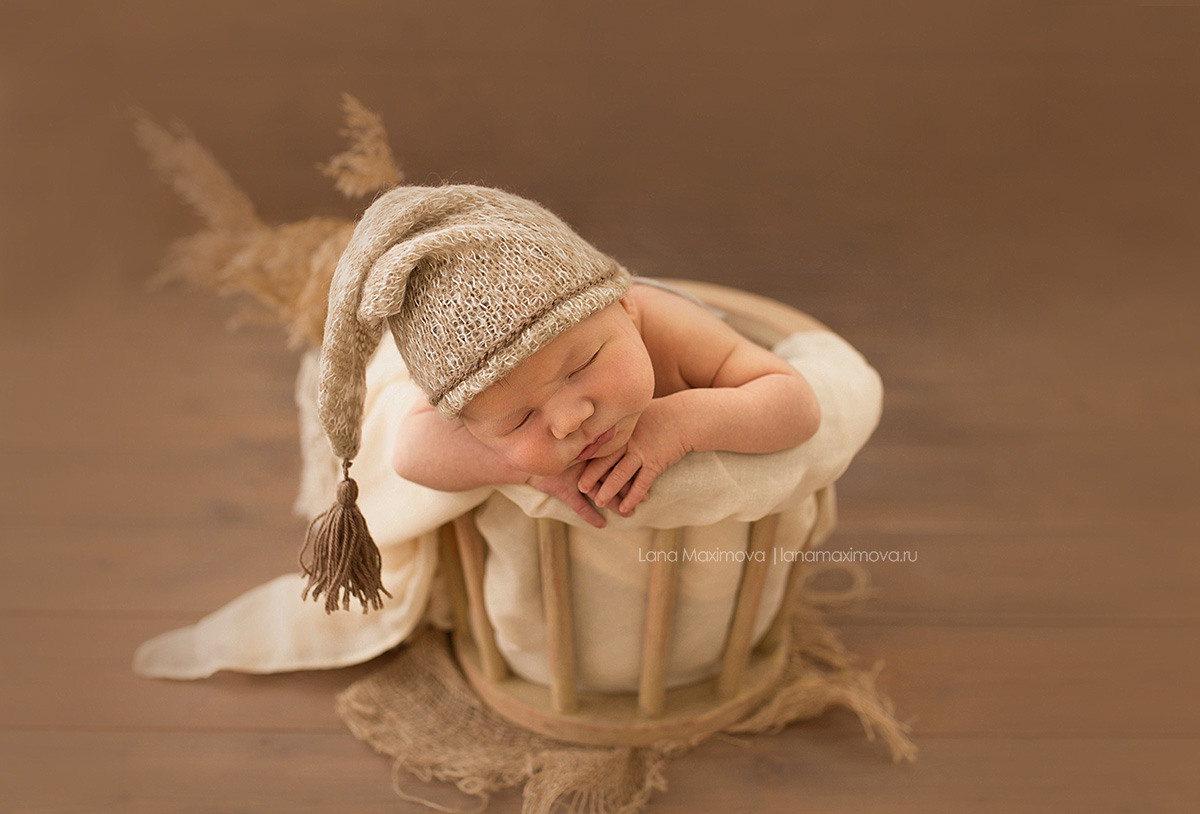 Фотосессия новорождённого. Фотограф новорождённых малышей и детский фотограф В Казани Лана Максим