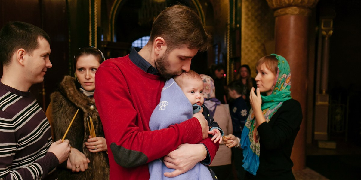 Крещение Казанская церковь Воскресенского Новодевичьего монастыря. Фотограф на крещение в Санкт Петербурге