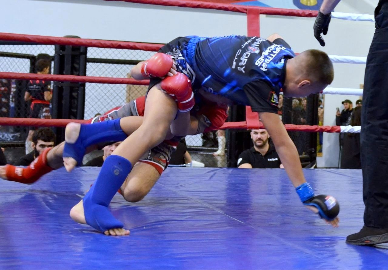 Первенство Чувашии и Кубок Чувашской Республики по MMA. Спортивный фотограф в Чебоксарах Надежда Доброхотова