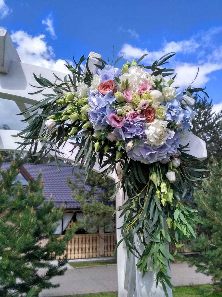 Свадьба в шатре Голицын клуб. Флорист Маргарита Гладкова