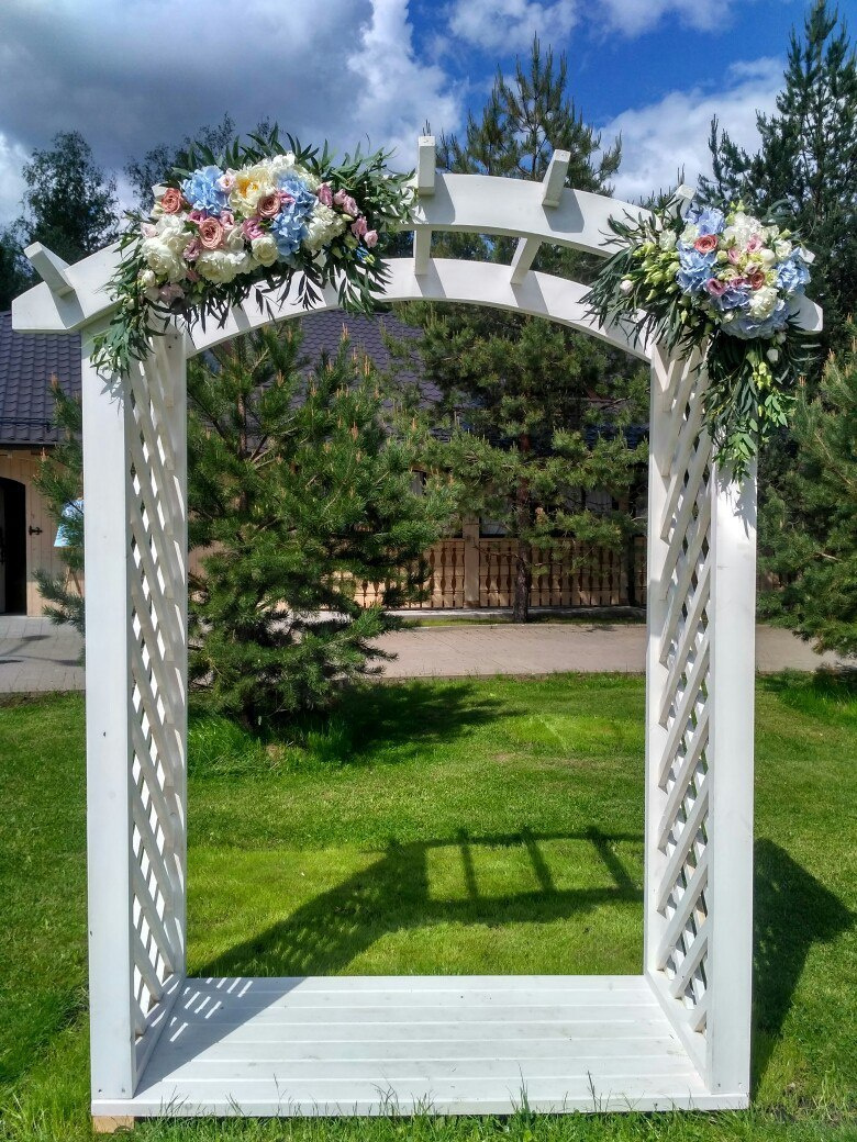 Оформление свадебной арки. Флорист Маргарита Гладкова