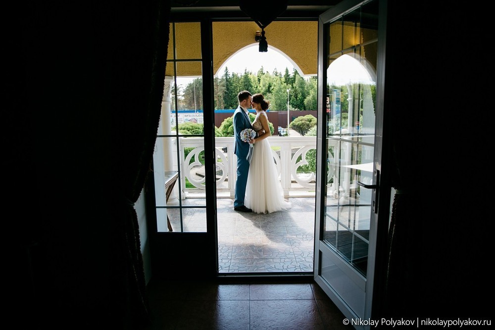 Свадьба в шатре Голицын клуб. Флорист Маргарита Гладкова