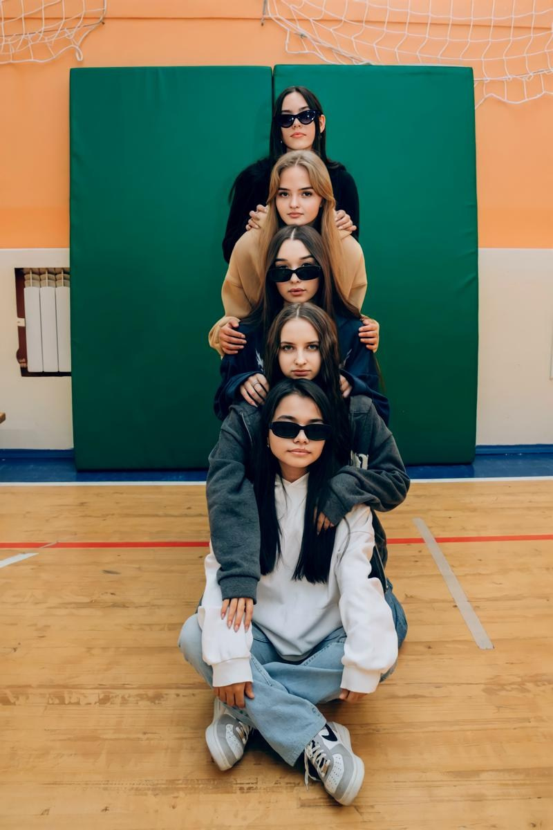 9 класс. КЛАСС | Выпускные альбомы в Нижневартовске