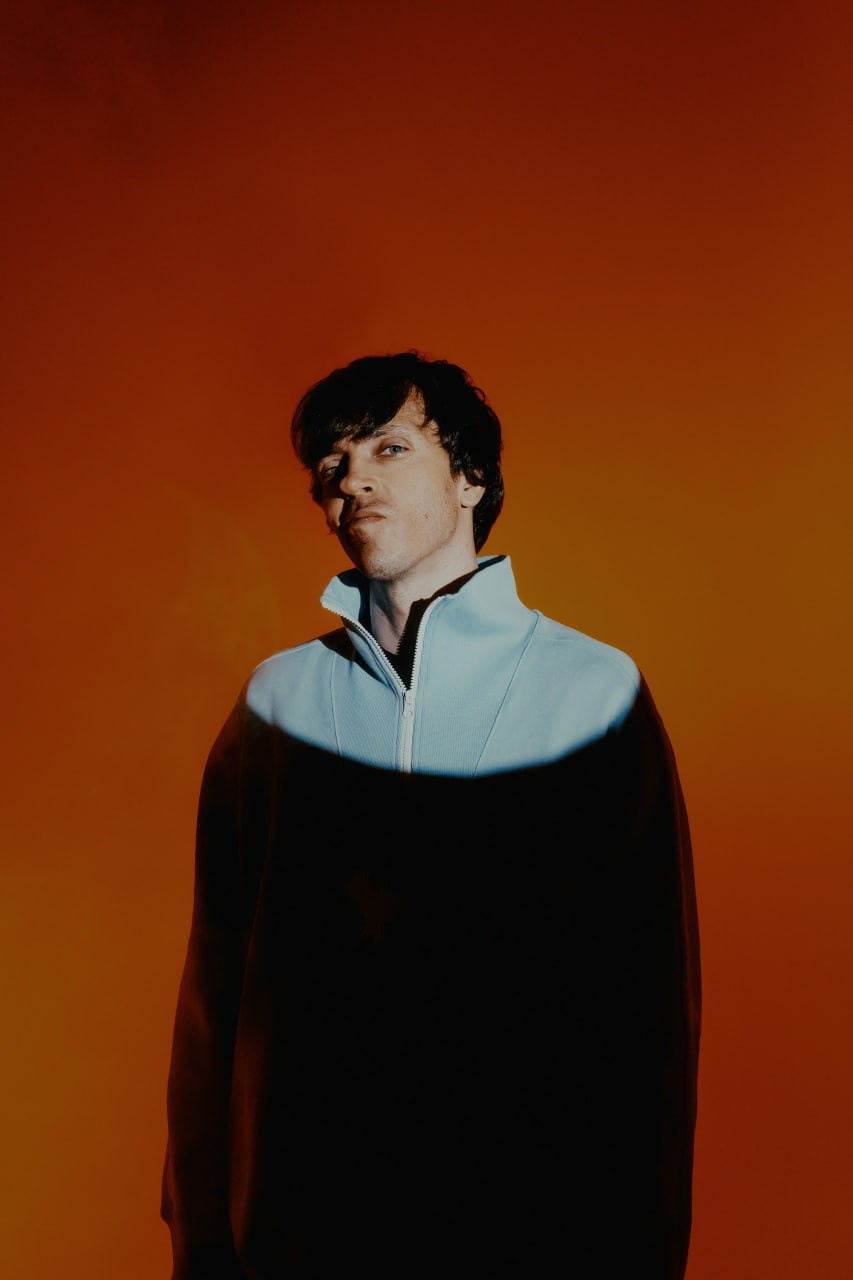 Арсений Попов. Фотограф Лосев Артём