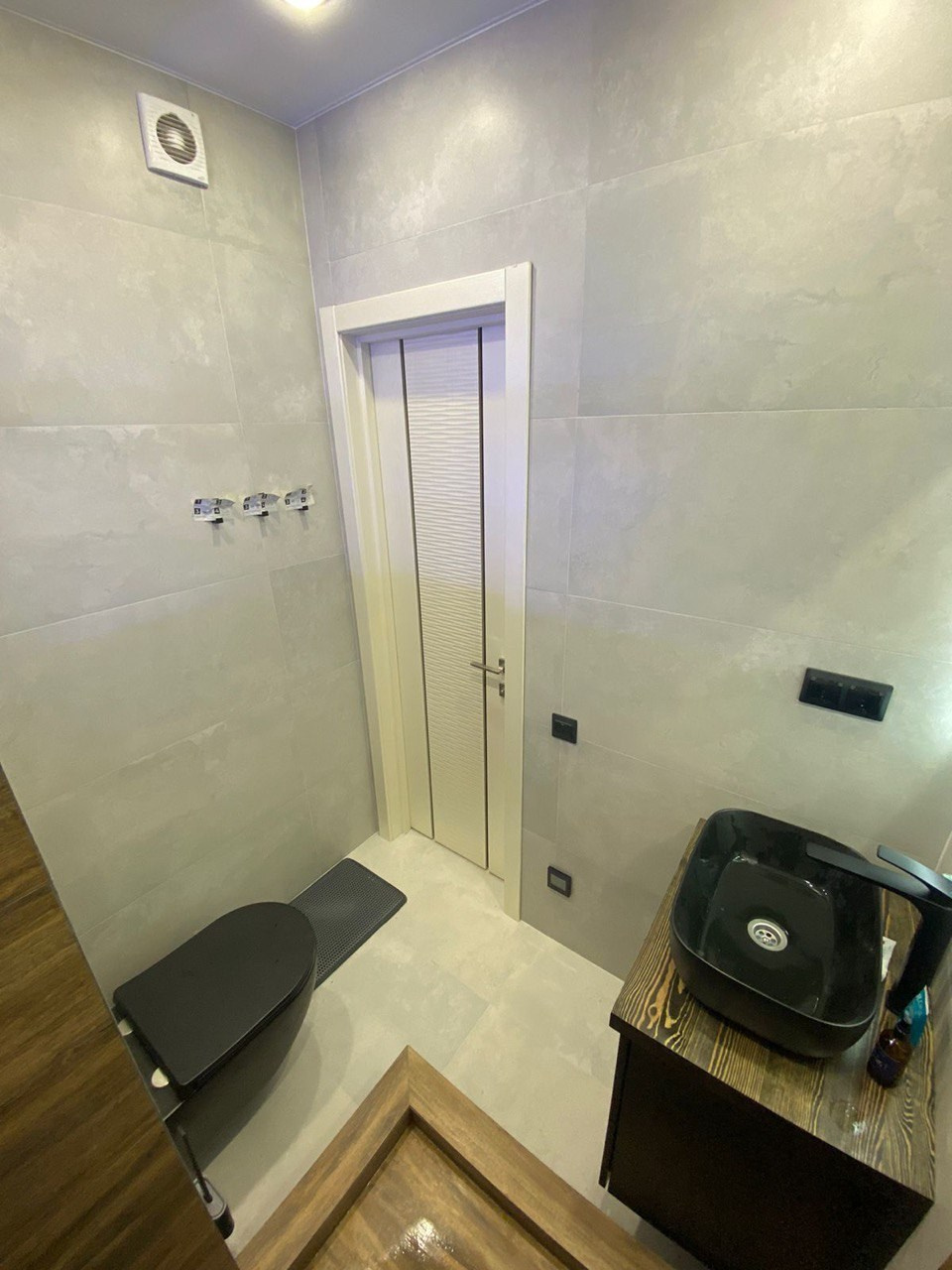 Ванная комната (с. Усады ул. Уютная д. 2). Ремонт санузла, туалета, ванной под ключ в Казани. Укладка плитки