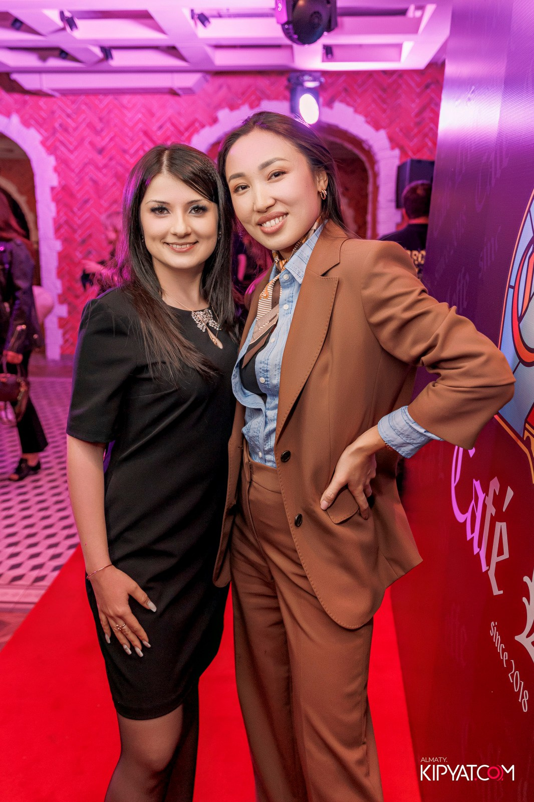 ОФИЦИАЛЬНОЕ ОТКРЫТИЕ CAFE LEFFE. КИПЯТКОМ АЛМАТЫ!