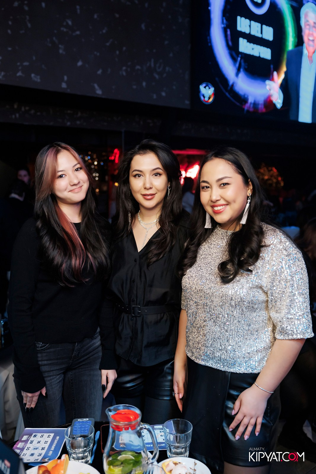 МУЗЫКАЛЬНОЕ ЛОТО В HIT RETRO. КИПЯТКОМ АЛМАТЫ! Фотосъемка мероприятий в Алматы