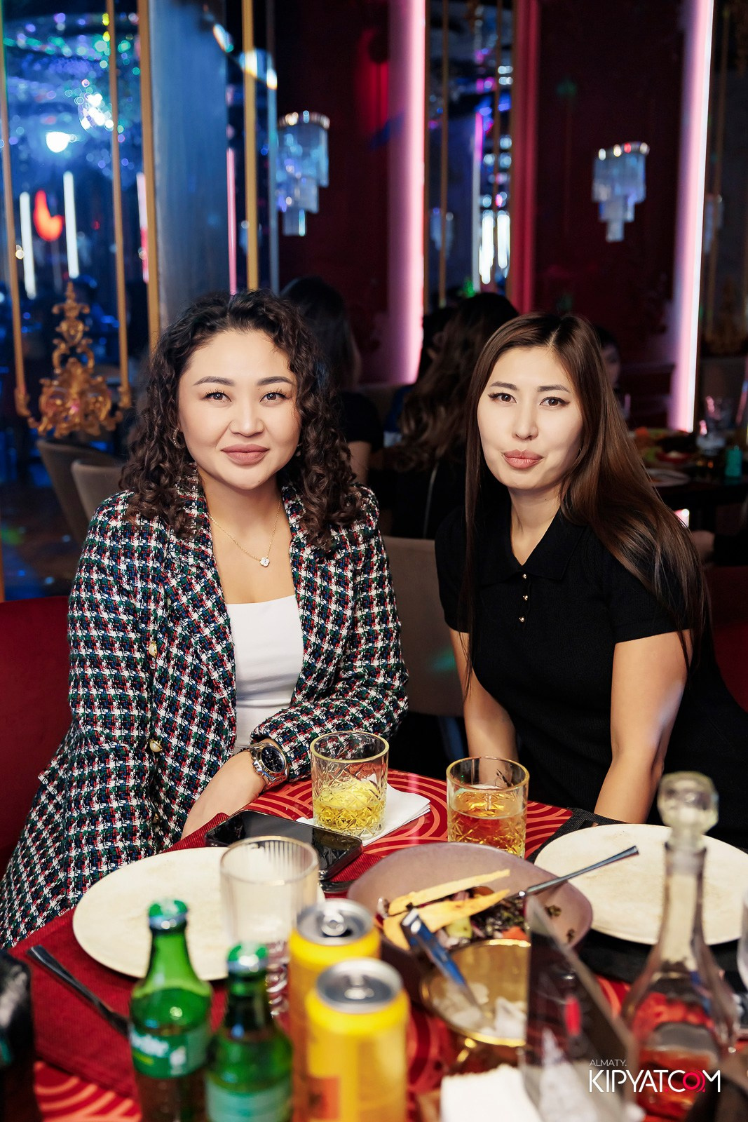 ЗАЯ, НА БИС. КИПЯТКОМ АЛМАТЫ!