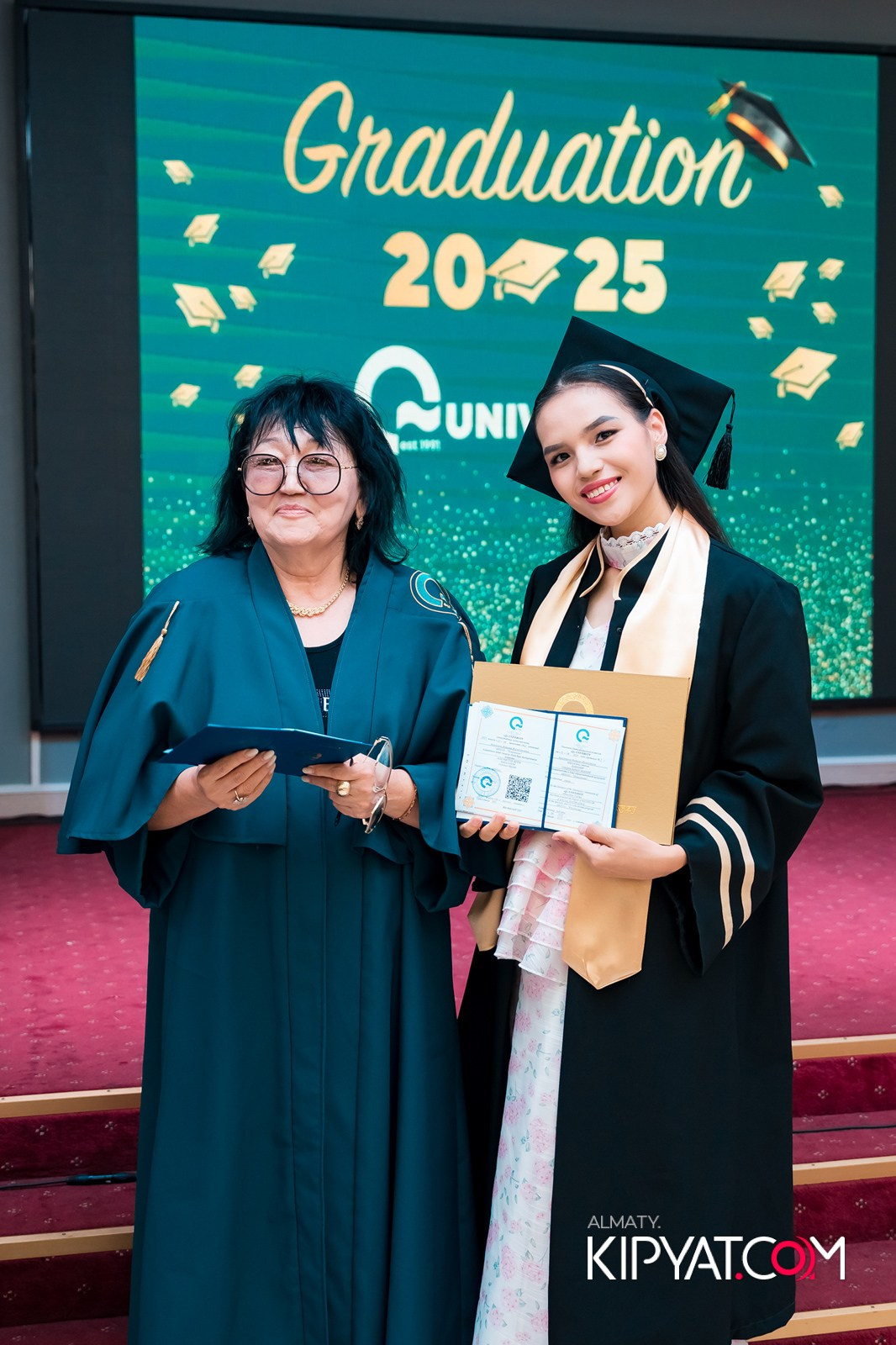 GRADUATION 2025 Q UNIVERSITY. КИПЯТКОМ АЛМАТЫ!