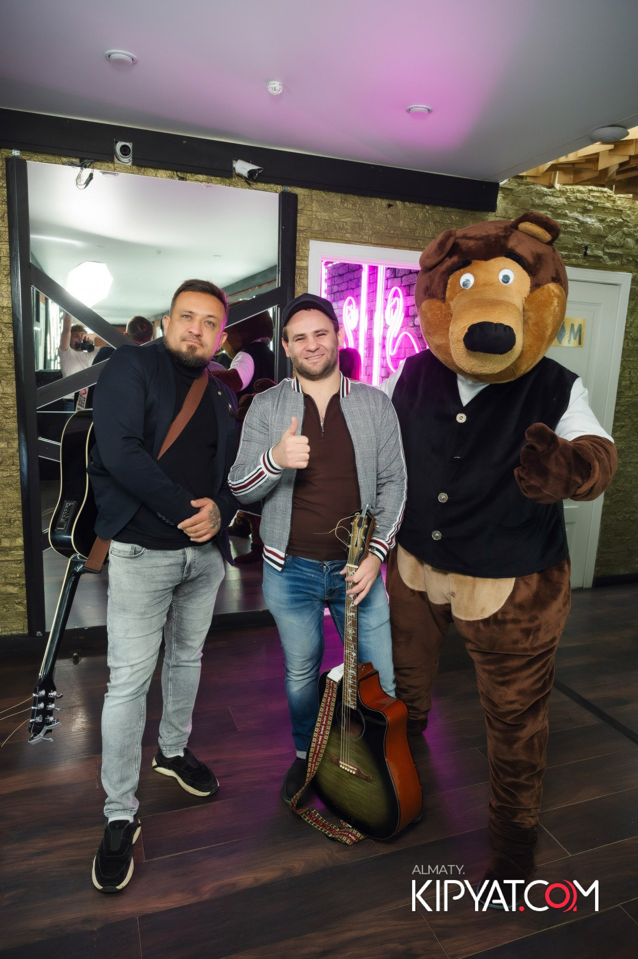 Ухо и медведь на Саина. КИПЯТКОМ АЛМАТЫ!