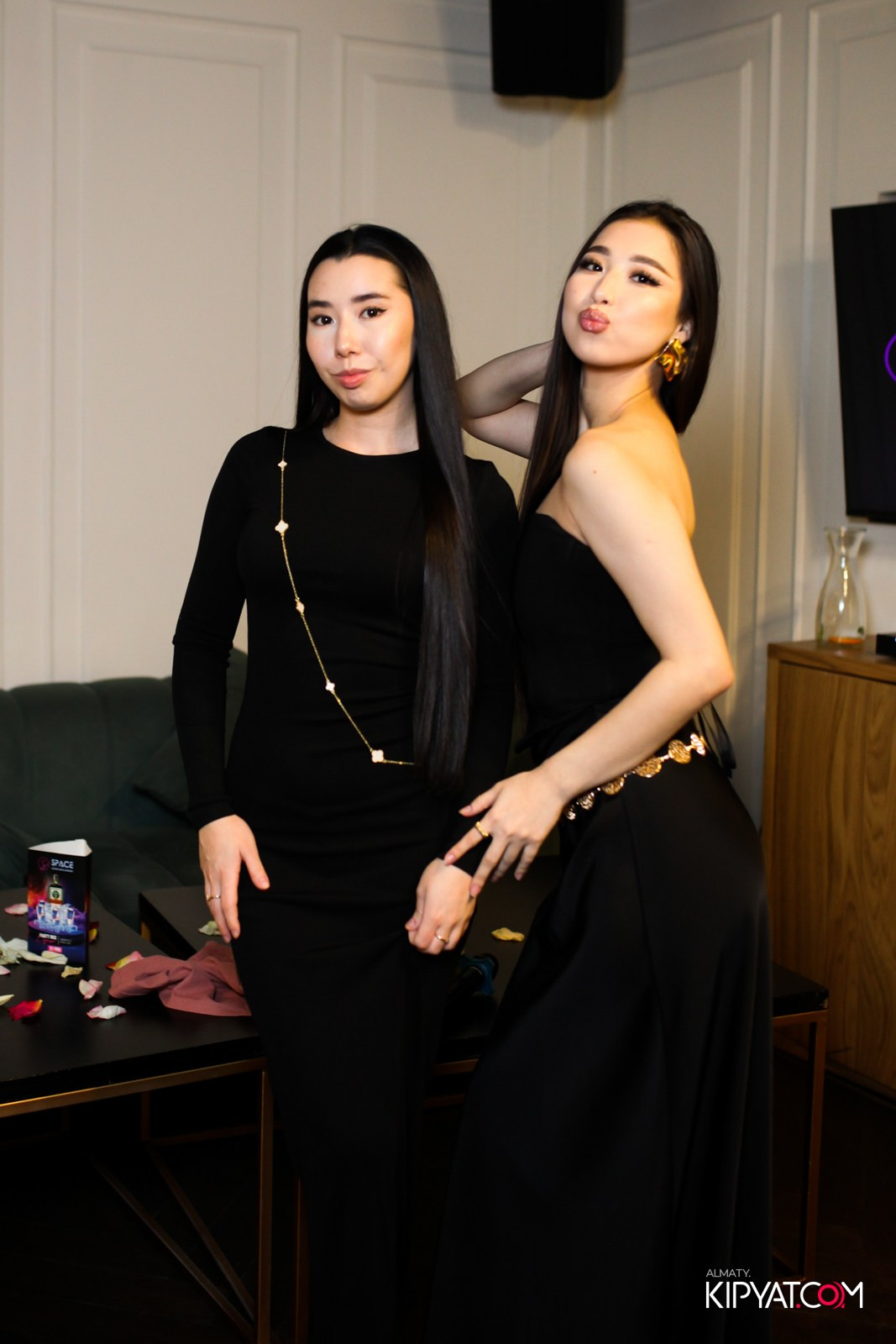 SPACE KARAOKE BAR. КИПЯТКОМ АЛМАТЫ!