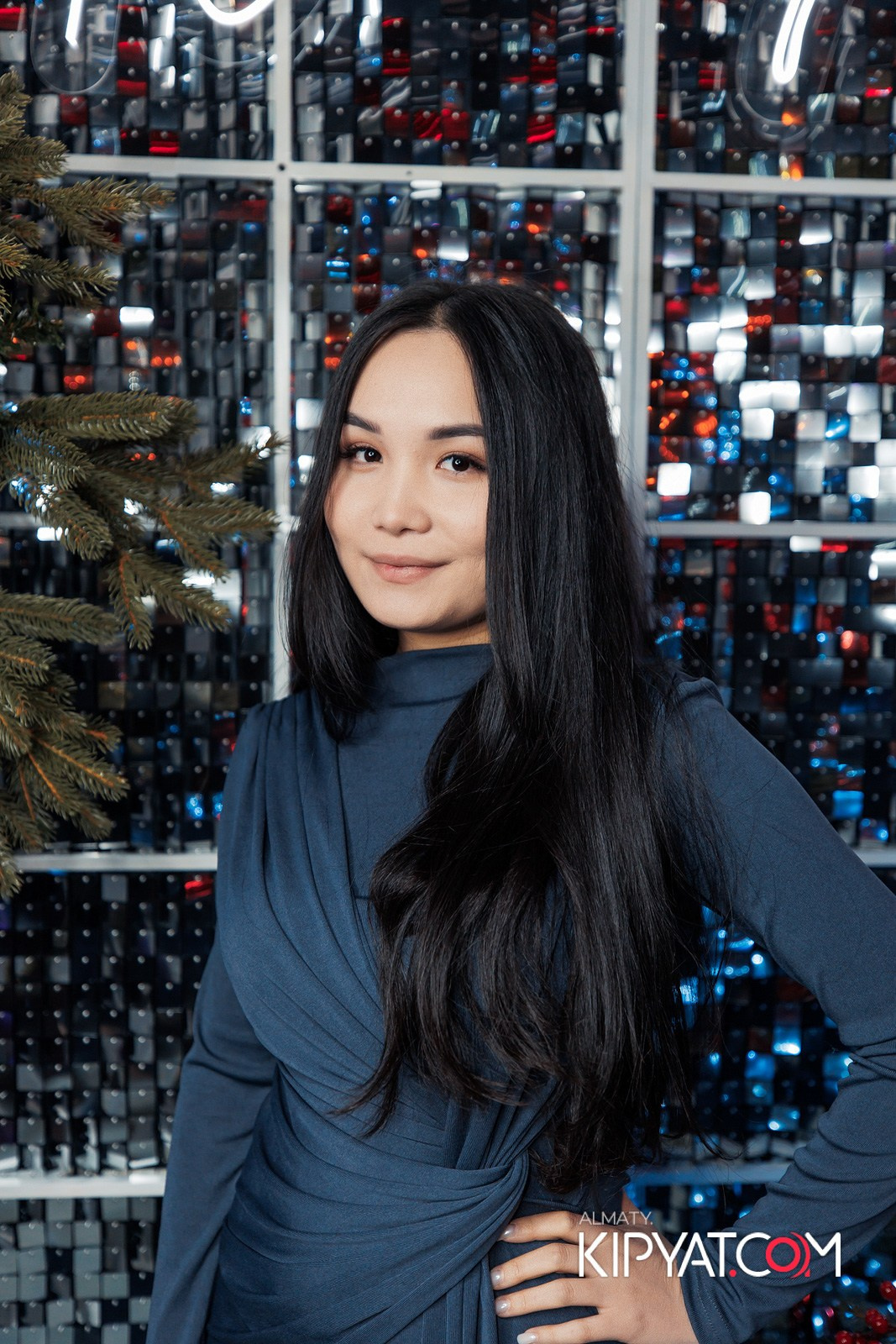 FRIENDS BAR & TERRACE. КИПЯТКОМ АЛМАТЫ!