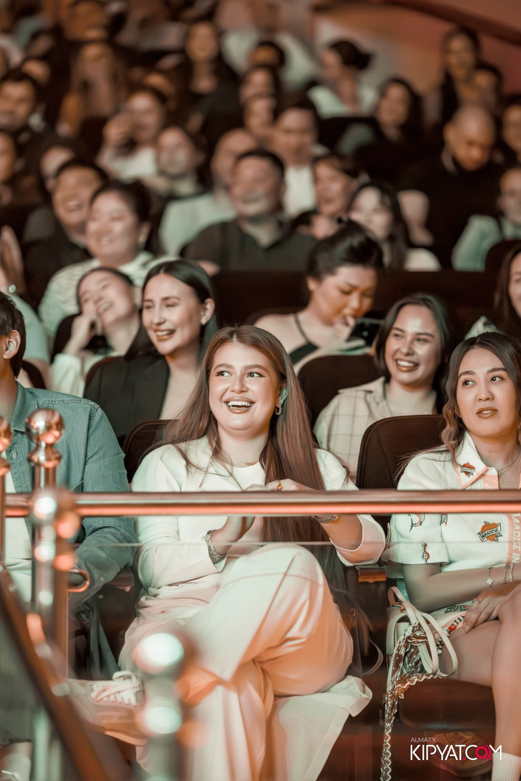 STAND UP КОНЦЕРТ АЛЕКСАНДА МЕРКУЛЬ. КИПЯТКОМ АЛМАТЫ!