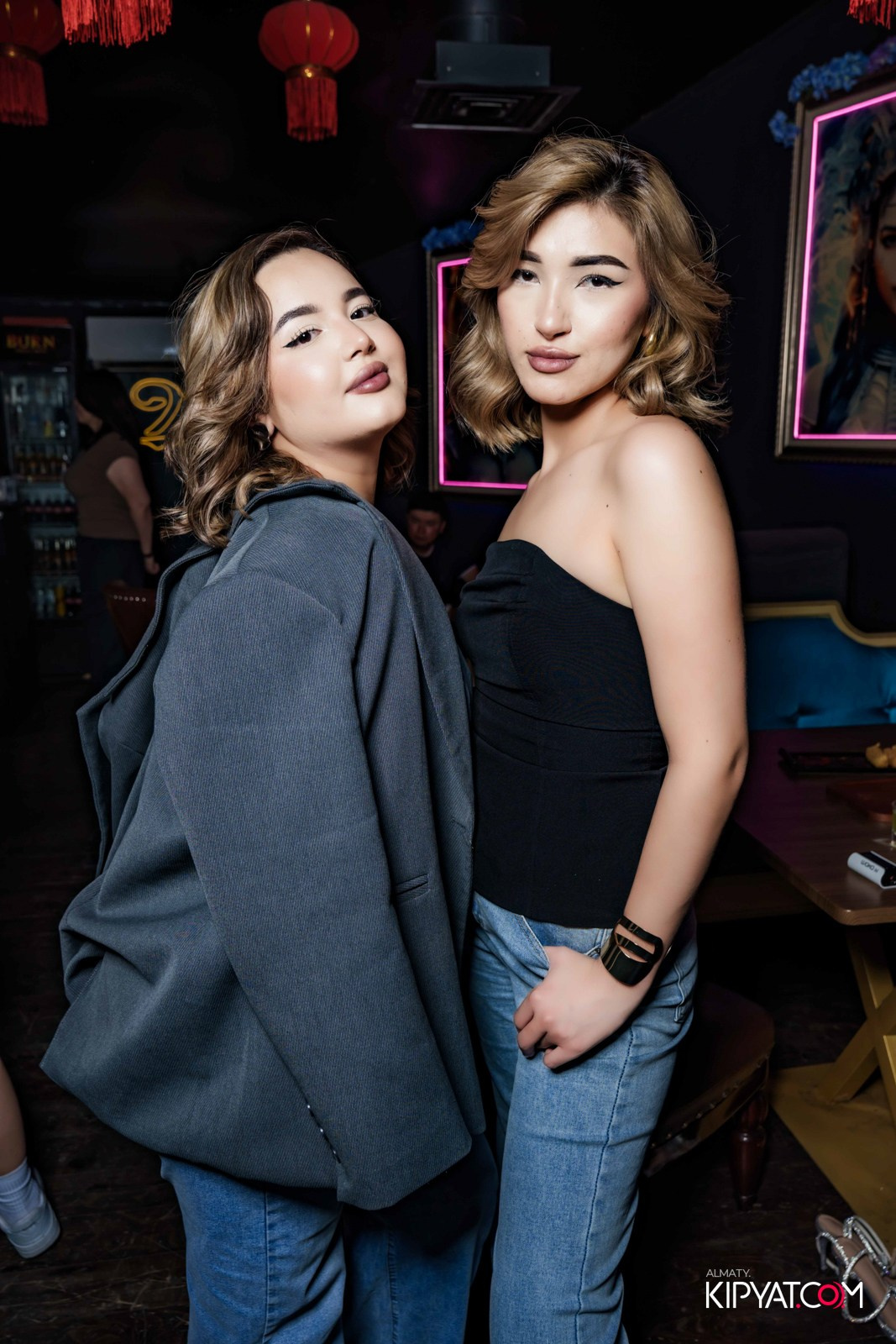 UYAT EMES BAR. КИПЯТКОМ АЛМАТЫ!