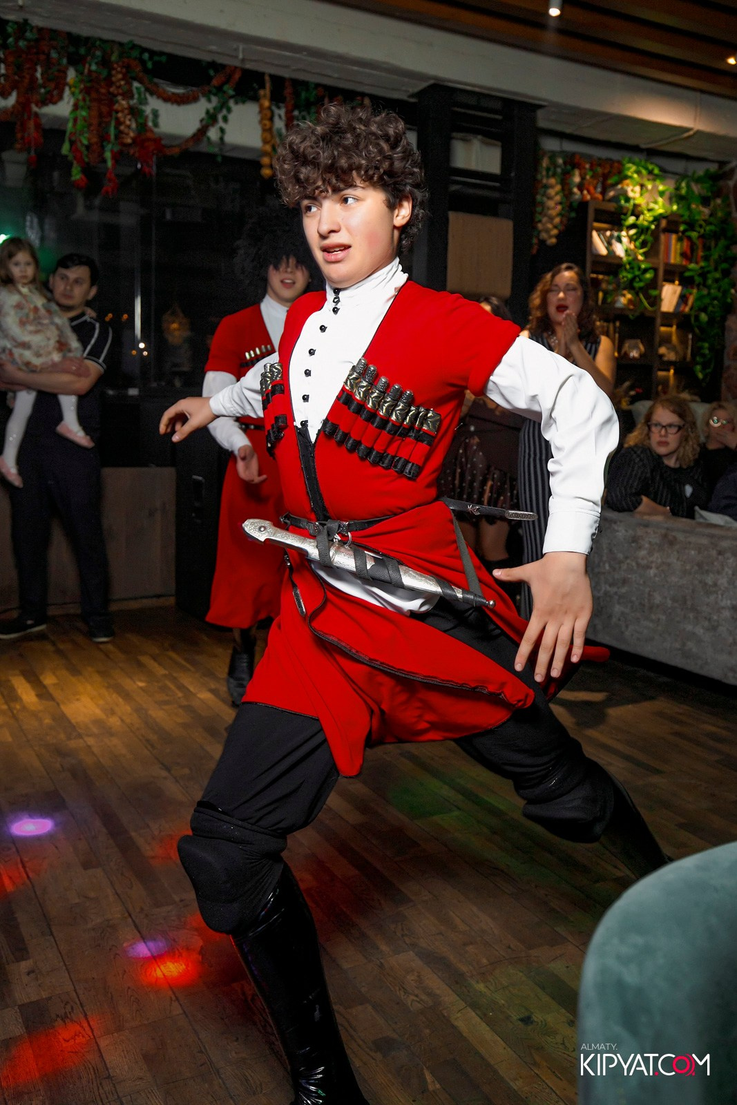 ВАХТАНГУРИ. КИПЯТКОМ АЛМАТЫ! Фотосъемка мероприятий в Алматы