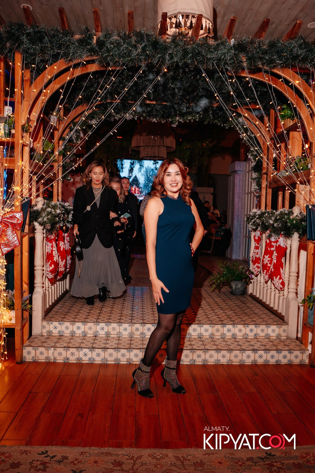 ГРУЗИНСКИЙ ДВОР НА КАБАНБАЙ БАТЫРА. КИПЯТКОМ АЛМАТЫ!