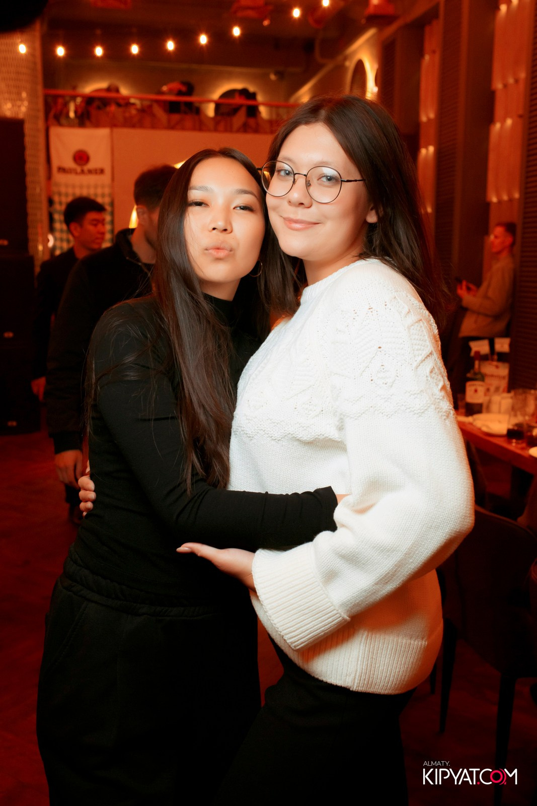 OKTOBERFEST — ПИНТА PREMIUM. КИПЯТКОМ АЛМАТЫ!