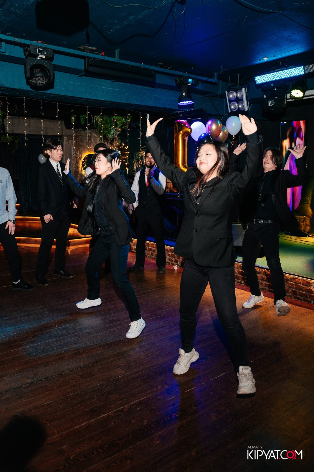 ДЕНЬ РОЖДЕНИЯ — MUNCHEN PUB NA PANFILOVA. КИПЯТКОМ АЛМАТЫ!