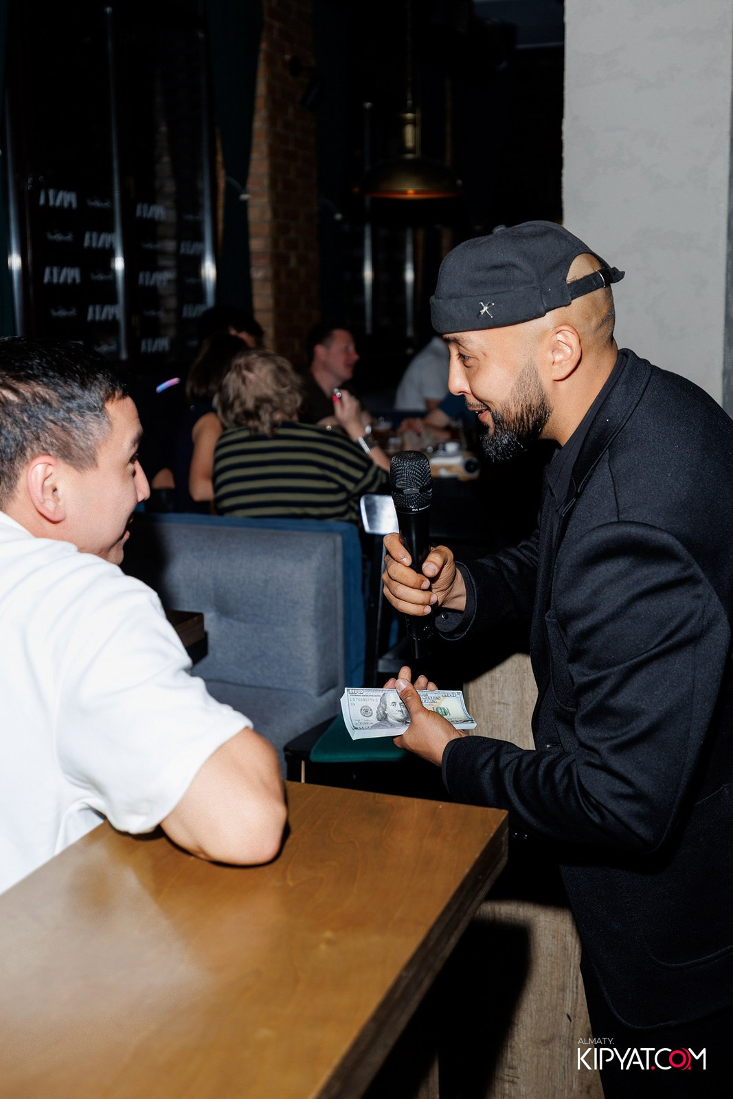 ПИНТА НА АУЭЗОВА. КИПЯТКОМ АЛМАТЫ!